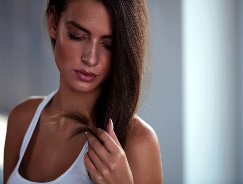 Co może być przyczyną wypadania włosów? Co może być przyczyną wypadania włosów?